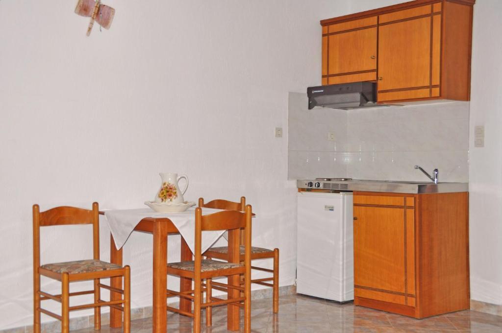 Pension Andromeda Patitírion Habitación foto